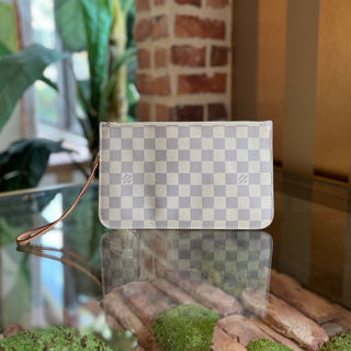 LOUIS VUITTON Neverfull Pochette Damier Azur Canvas Pouch