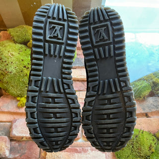 LOUIS VUITTON Run Away Monogram Coated Canvas Sneakers SZ 37 (US 7)