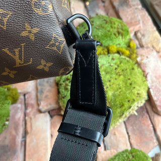 LOUIS VUITTON Avenue Macassar Sling Monogram Canvas Crossbody