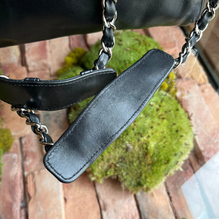 CHANEL Ligne Black Diagonal CC Lambskin Shoulder Bag