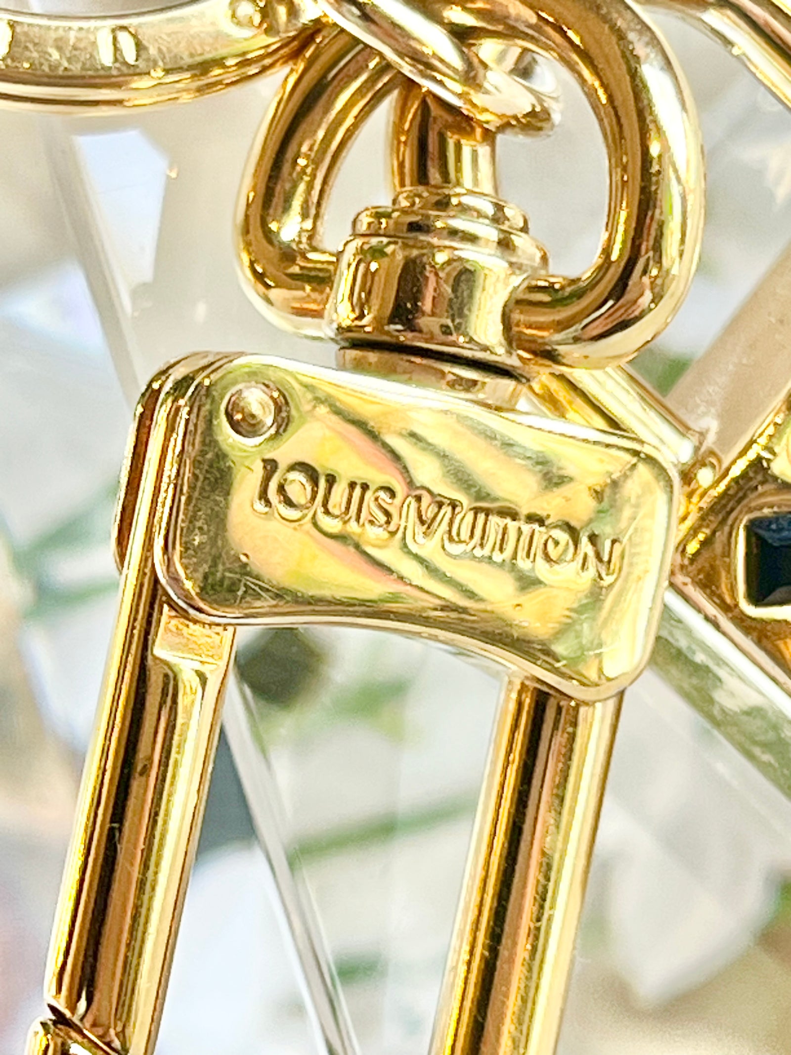 Louis Vuitton Gold-Tone Lock Me Strass Bag Charm Key Holder - The Purse  Ladies