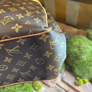 LOUIS VUITTON LV Monogram Batignolles Shoulder Bag