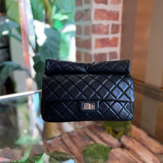 CHANEL Black Leather Reissue Roll Clutch DIA315