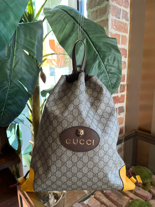 GUCCI GG Supreme Neo Vintage Drawstring Backpack