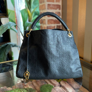 LOUIS VUITTON Artsy Black Empriente Leather Hobo