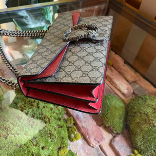 GUCCI Dionysus Medium GG Supreme Monogram Red Shoulder Bag