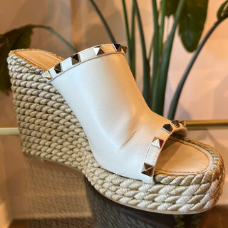 VALENTINO Rockstud Accent Leather Espadrilles SZ 40