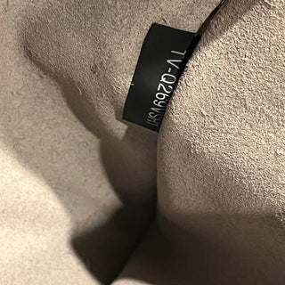 VALENTINO Gray Pebbled Calfskin Large Rockstud Zip Clutch