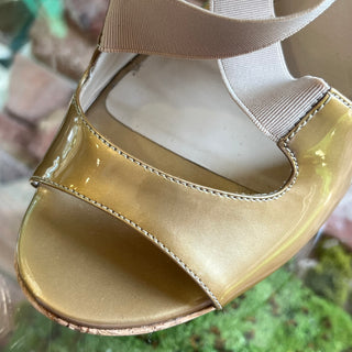 Fendi Patent Leather Elastic Accent Cork Sandals 37.5(7.5US)