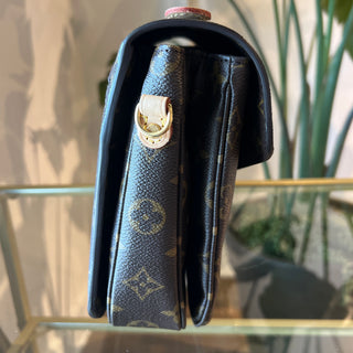 LOUIS VUITTON Monogram Pochette Métis