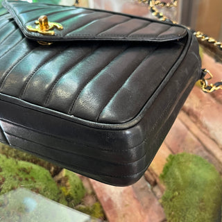 CHANEL Vintage Black Lambskin Leather Crossbody Bag