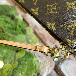 LOUIS VUITTON Pochette Accessories Vintage Brown Monogram Canvas Shoulder Bag