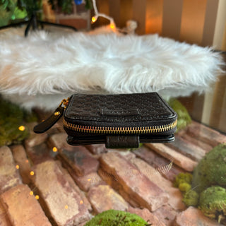 GUCCI Black Microguccissima Leather Small Zip Wallet