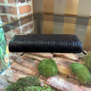 GUCCI Black Leather Guccissima Wallet on Chain