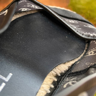 CHANEL Black Mesh Interlocking CC Espadrilles SZ 38 (US 8)