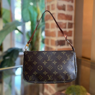 LOUIS VUITTON Pochette Accessories Vintage Brown Monogram Canvas Shoulder Bag