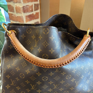 LOUIS VUITTON Monogram Artsy MM