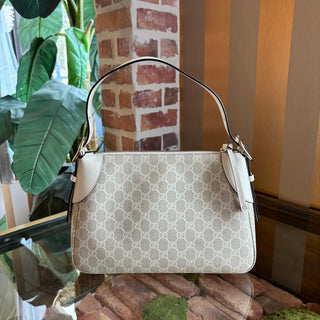 GUCCI White Beige GG Supreme Emblem Shoulder Bag