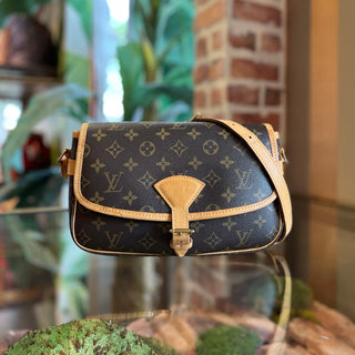 LOUIS VUITTON Sologne Brown Monogram Canvas Crossbody Bag