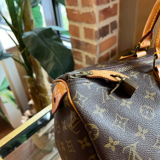 LOUIS VUITTON Speedy 40 Brown Monogram Canvas Vintage Satchel Bag