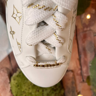 LOUIS VUITTON Time Out Calfskin Monogram Debossed Sneakers 38.5(835US)