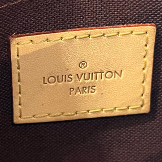 LOUIS VUITTON LV Monogram Favorite PM