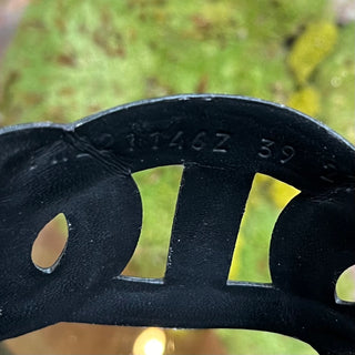 HERMES Noir Extra Sandal SZ 39 (US 9)