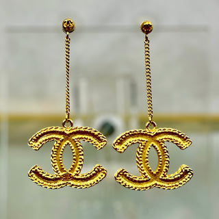 CHANEL Matte Gold Metal CC Drop Earrings