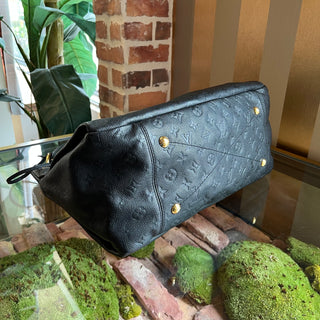 LOUIS VUITTON Artsy Black Empriente Leather Hobo