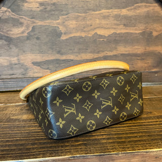LOUIS VUITTON Looping MM Monogram Canvas Vintage Shoulder Bag