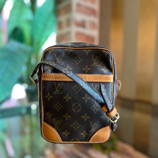 LOUIS VUITTON Danube Brown Monogram Canvas Vintage Crossbody Bag