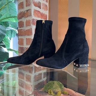 VALENTINO Black Suede Rockstud Boots SZ 37.5 (US 7.5)