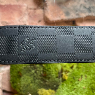 LOUIS VUITTON Damier Black Leather Reversible Belt SZ 120/48