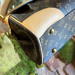 LOUIS VUITTON Beverly MM Brown Monogram Canvas Shoulder Bag
