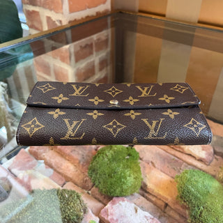 LOUIS VUITTON Sarah LV Monogram Brown Coated Canvas  Wallet