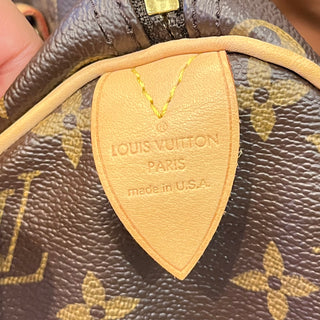 LOUIS VUITTON  Brown Monogram Canvas Speedy 30