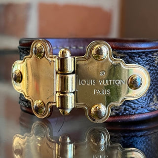 LOUIS VUITTON Monogram Canvas Saveit Cuff Bracelet