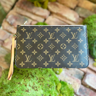 LOUIS VUITTON Monogram Pouch