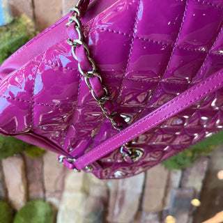 CHANEL Bowling Magenta Quilted Patent Leather Shoulder Bag