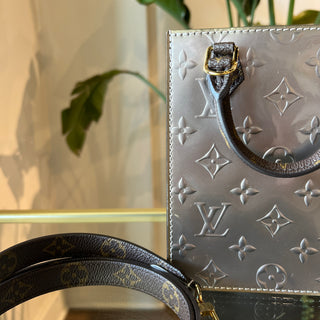 LOUIS VUITTON Sac Plat Petit Grey Metallic Monogram Vernis Tote