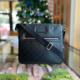GUCCI Signature Zip Messenger Small Guccissima Leather Crossbody Bag