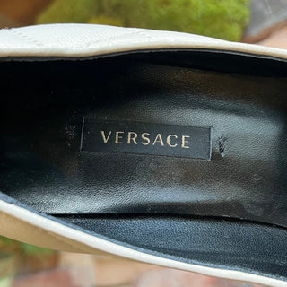 VERSACE White Quilted Medusa Pumps SZ 37.5 (US 7.5)