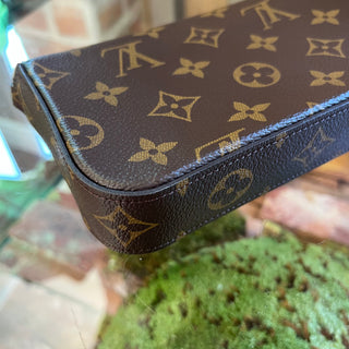 LOUIS VUITTON Felicie Strap and Go Monogram Shoulder Bag