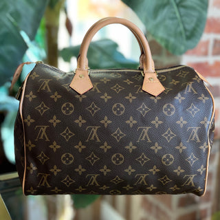 LOUIS VUITTON  Brown Monogram Canvas Speedy 30