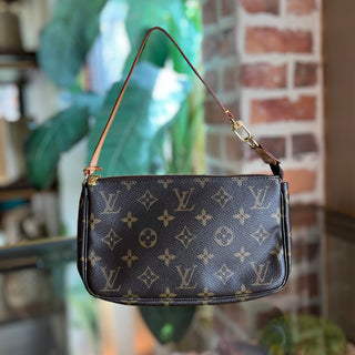 LOUIS VUITTON Pochette Accessories Vintage Brown Monogram Canvas Shoulder Bag