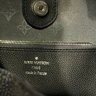 LOUIS VUITTON Carmel Black Mahina Leather Hobo Bag