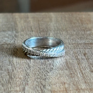 DAVID YURMAN Crossover Band Ring