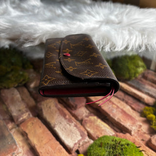 LOUIS VUITTON Monogram Emilie Wallet