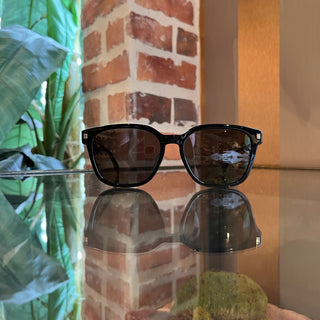 FENDI FE40001U 01A Black Acetate Square Sunglasses