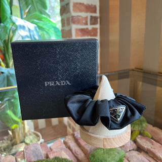 PRADA Black Re-Nylon Triangle Logo Scrunchie